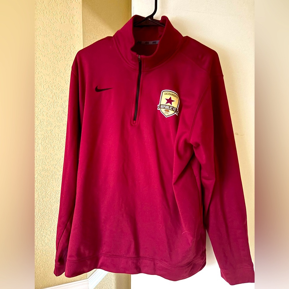 Nike Sacramento Republic FC quarter zip top